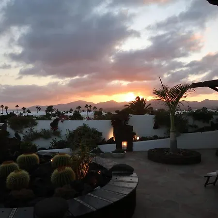 Finca Paraiso - Finest With Incredible Views Over Puerto Del Carmen 卡门港