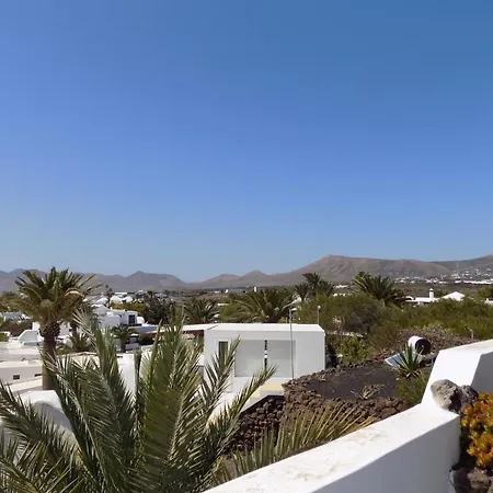 Finca Paraiso - Finest With Incredible Views Over Puerto Del Carmen 别墅 *