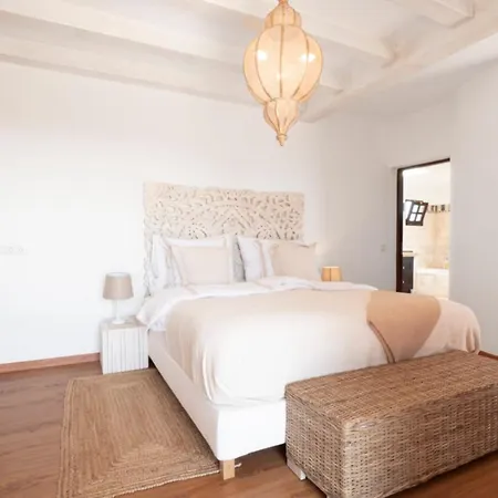 Finca Paraiso - Finest With Incredible Views Over Puerto Del Carmen 卡门港