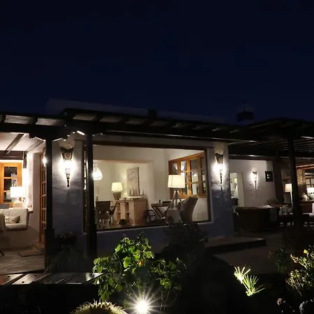 别墅 Finca Paraiso - Finest With Incredible Views Over Puerto Del Carmen 卡门港